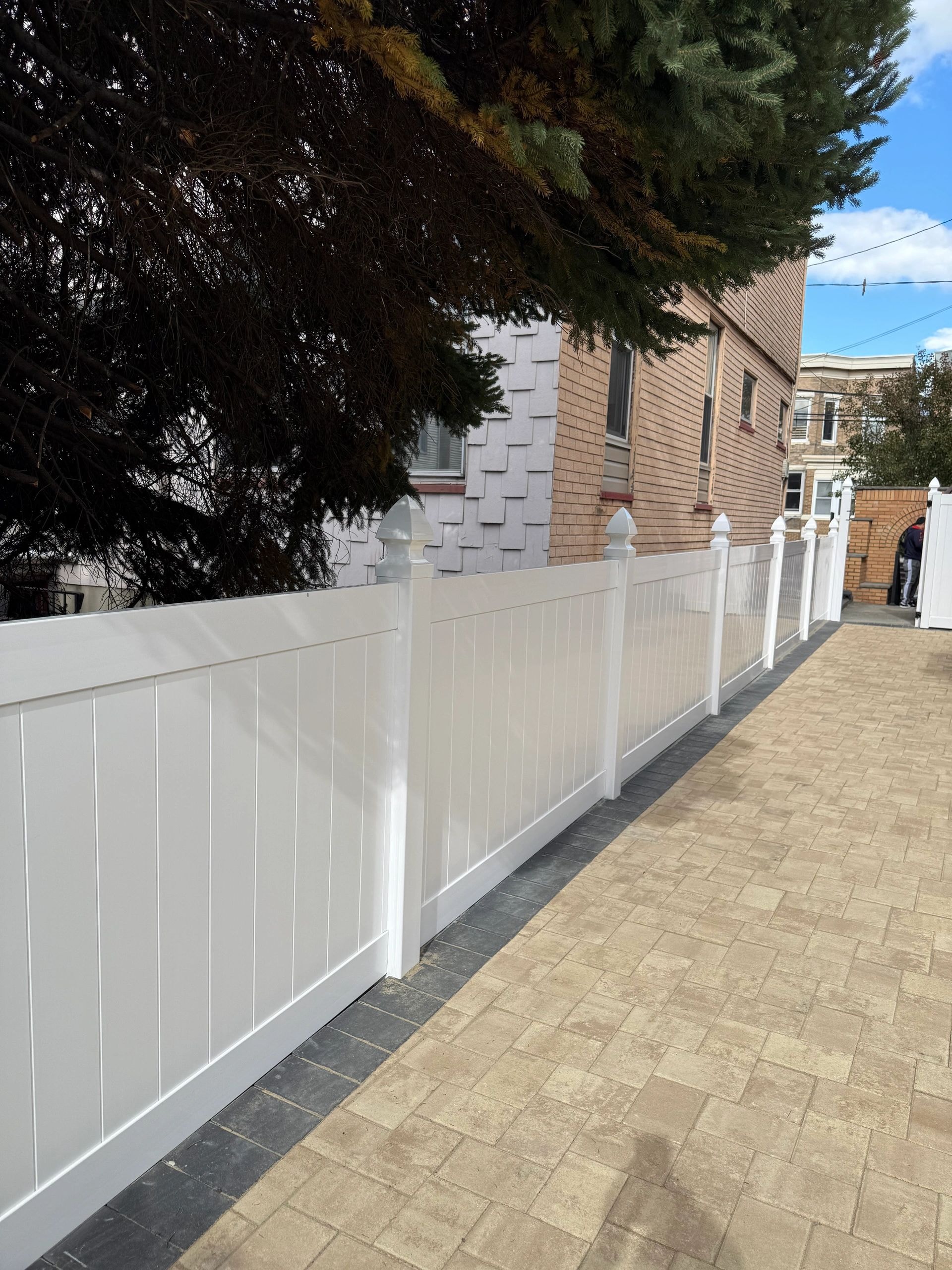 Paver driveway with vinyl fence — Bergen County NJ