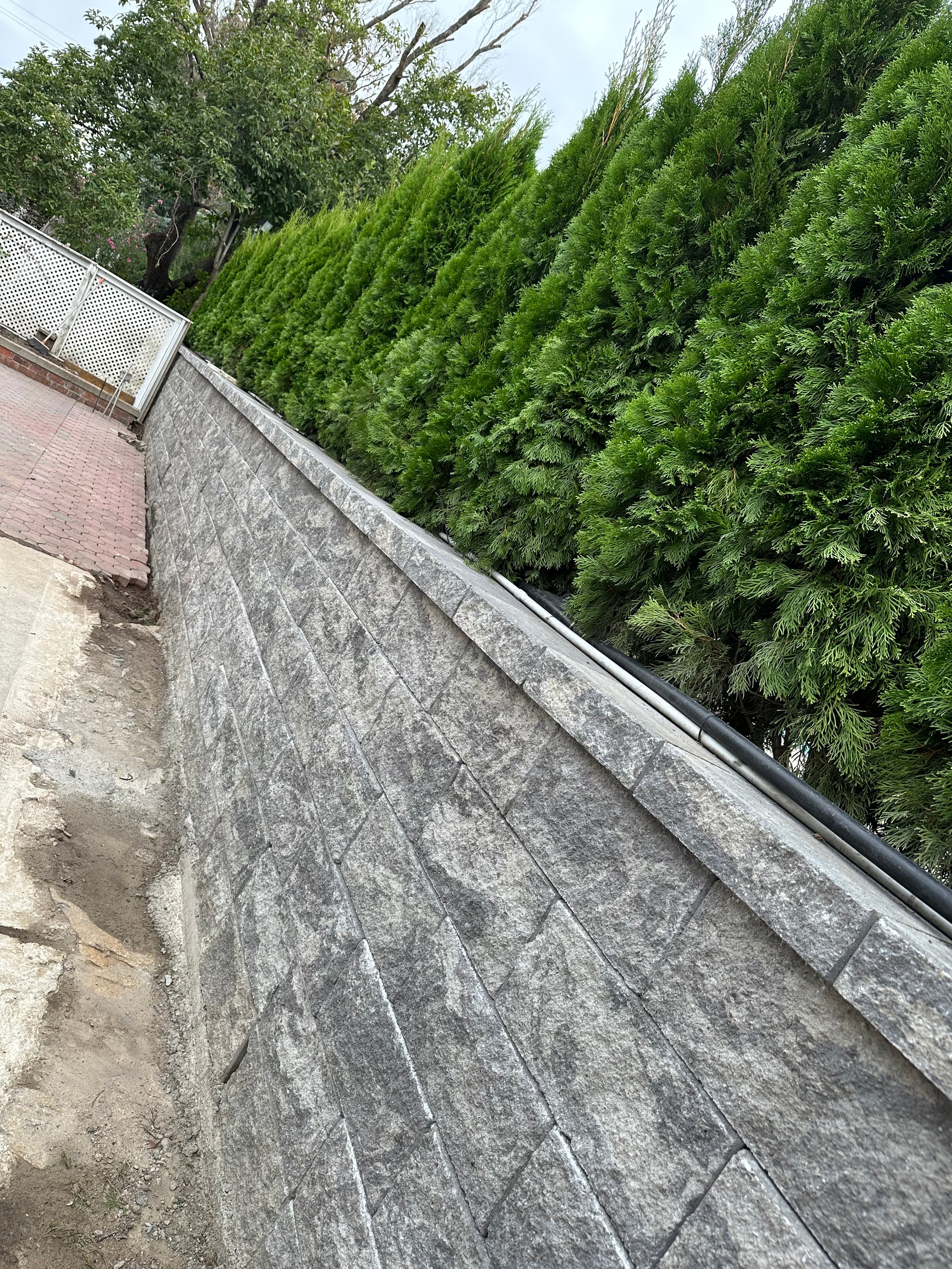 Retaining wall with drainage — Hackensack NJ